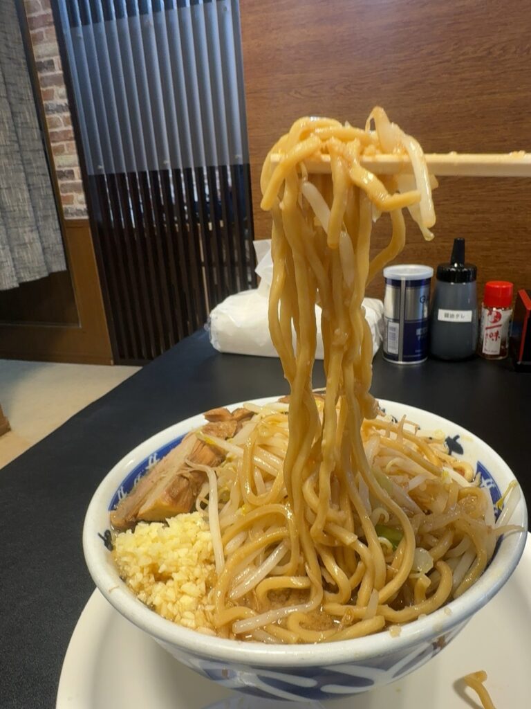 ラーメン大 酒田店 麵リフト