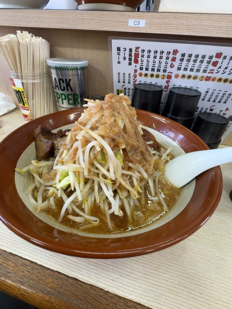 ファンキーワッキー　着丼