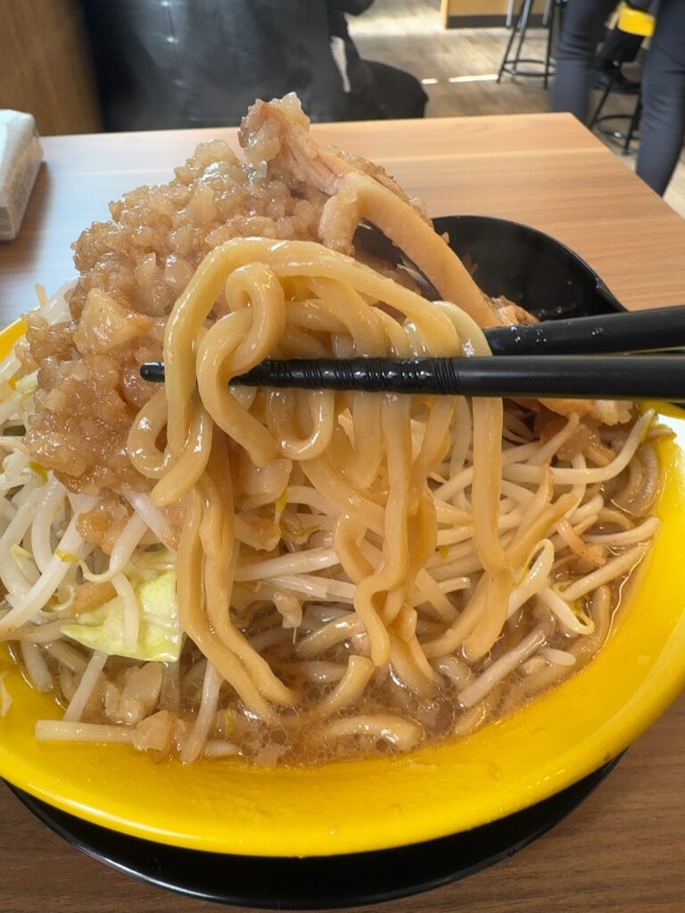 唸るぜ！麵リフト