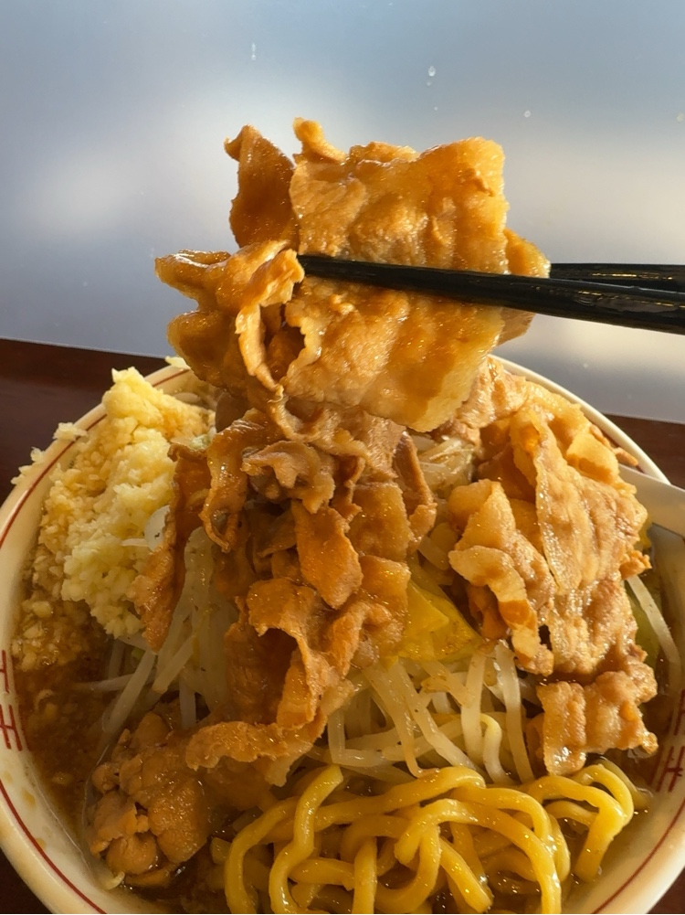 マルトクラーメンフジグラン　肉