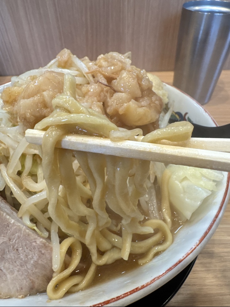 ラーメン豚山静岡　麵リフト
