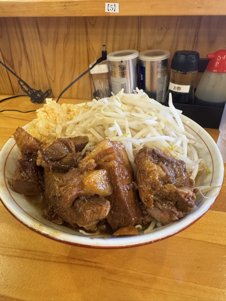 世界のチェ・タケダ 着丼